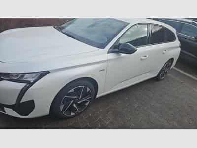 Peugeot 308 1.6 PHEV ALLURE 150CV b.a. (2023) - Foto 2