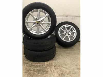 Jantes alu + Pneus h 15" 195/60 R15 88T (2026) - Photo 1