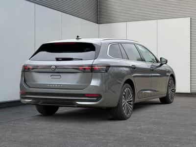VW Passat Variant Elegance (2025) - Photo 3