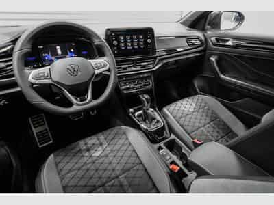 VW T-Roc 1,5 TSI DSG (2025) - Photo 6
