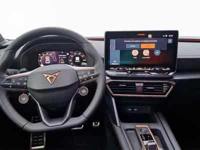 Cupra Leon 1.5 eTSI DSG (2025) - Photo 11