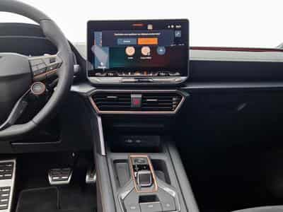 Cupra Leon 1.5 eTSI DSG (2025) - Photo 9