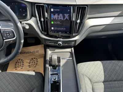 Volvo XC60 B4 Core / Diesel (2023) - Photo 11