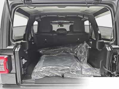 Jeep Wrangler (2026) - Photo 13