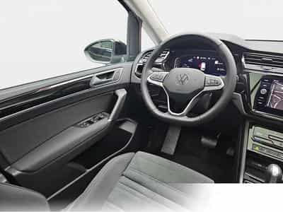 VW Touran (2026) - Photo 7