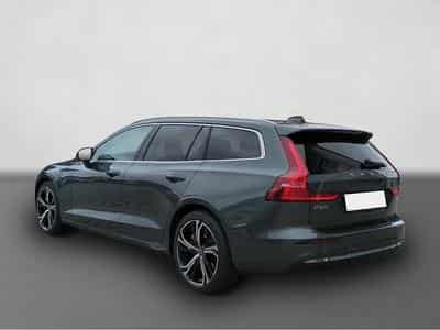 Volvo V60 (2025) - Photo 3