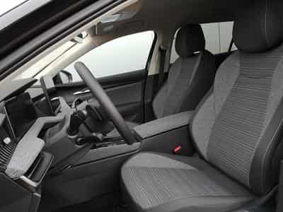 Skoda Superb 2.0 TDI 142kW 4x4 Selection (2025) - Foto 9