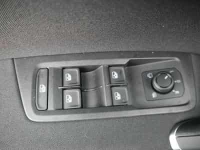 VW Touran Touran 1.5 TSI COMFORTLINE (2026) - Photo 10