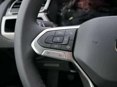 VW Touran Touran 1.5 TSI COMFORTLINE (2026) - Photo 13