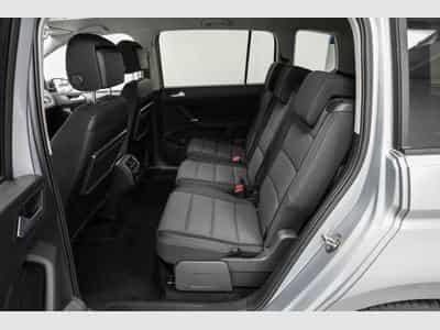 VW Touran 1,5 TSI DSG (2025) - Photo 15