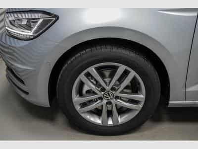 VW Touran 1,5 TSI DSG (2025) - Photo 4