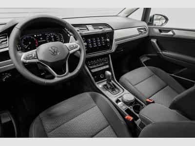 VW Touran 1,5 TSI DSG (2025) - Photo 6