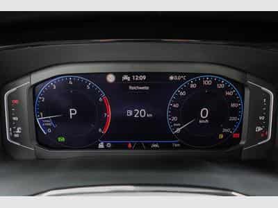 VW Touran 1,5 TSI DSG (2025) - Photo 9