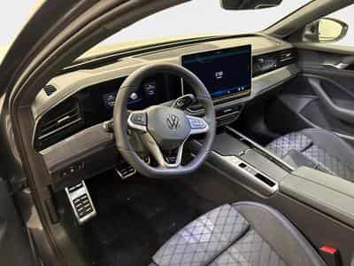 VW Passat Variant R-Line (2026) - Foto 12