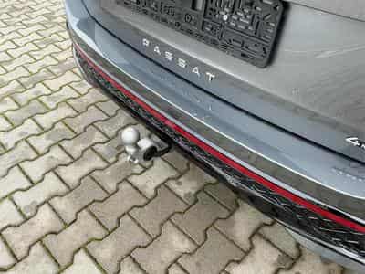 VW Passat Variant R-Line 4WD (2026) - Photo 9