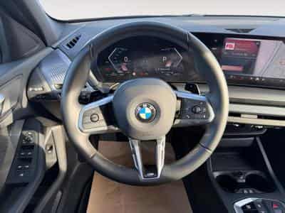 BMW 120 I Pack M / Panoramique / Essence (2025) - Photo 14