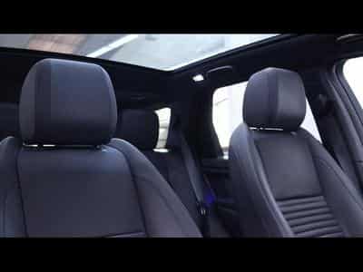 Land-Rover Discovery Sport D200 R-Dynamic SE (2024) - Photo 12