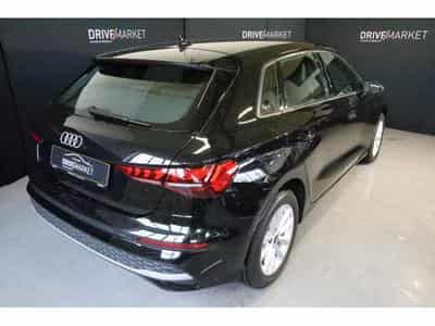 Audi A3 35 TFSI S Tronic (2024) - Photo 9