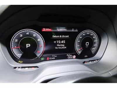 Audi Q2 35 TFSI S Tronic (2024) - Photo 4