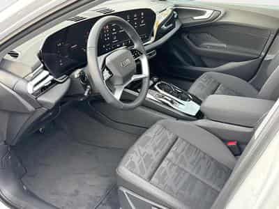 Audi A5 Basis (2025) - Photo 9