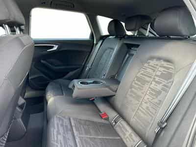 Audi A5 Avant Basis (2025) - Photo 14