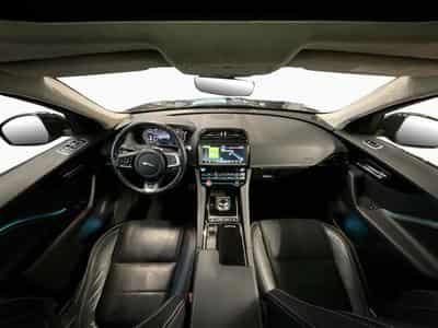 Jaguar F-Pace R-Sport+Aut+4Motion+Navi+Sound (2020) - Foto 2