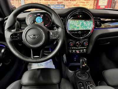 Mini Cooper Cooper 2.0 231cv Auto JCW-TRIM (2024) - Foto 4