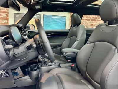 Mini Cooper Cooper 2.0 231cv Auto JCW-TRIM (2024) - Foto 5