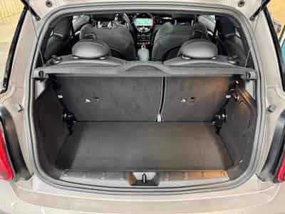 Mini Cooper Cooper 2.0 231cv Auto JCW-TRIM (2024) - Foto 7