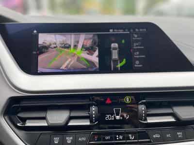 BMW 116 D Advantage (2021) - Foto 10