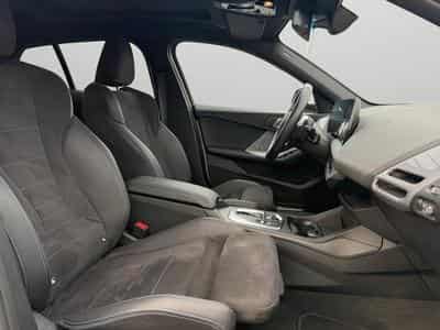 BMW 120 I Pack M / Panoramique / Essence (2025) - Foto 10