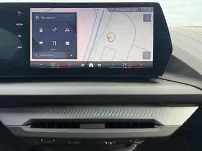 BMW 120 I Pack M / Panoramique / Essence (2025) - Foto 15