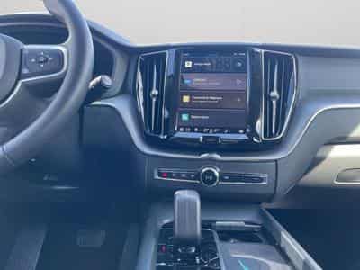 Volvo XC60 B4 Core / Diesel (2023) - Foto 11