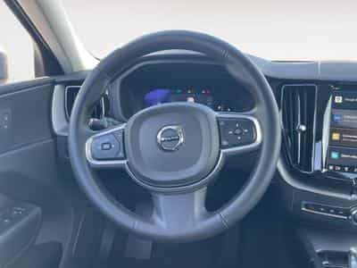 Volvo XC60 B4 Core / Diesel (2023) - Foto 12