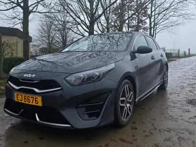 Kia Ceed GT Line (2023) - Foto 2