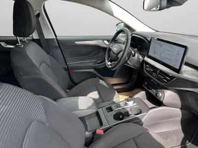 Ford Focus Titanium / Auto / Diesel (2024) - Photo 10