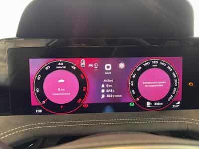 Skoda Superb Sportline (2025) - Photo 11