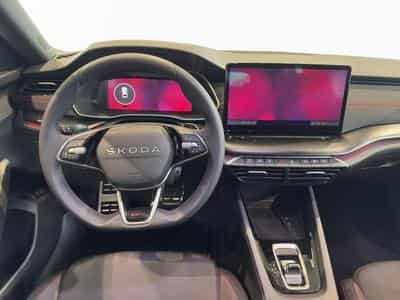 Skoda Octavia RS (2025) - Photo 9