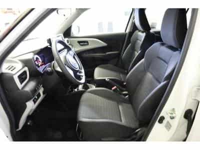 Suzuki Swift GL+ (2025) - Photo 12