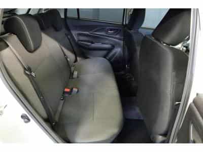 Suzuki Swift GL+ (2025) - Photo 9