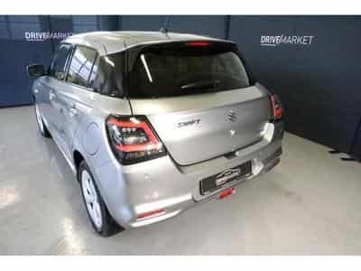 Suzuki Swift GL+ (2025) - Photo 3