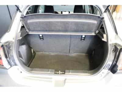 Suzuki Swift GL+ (2025) - Photo 7