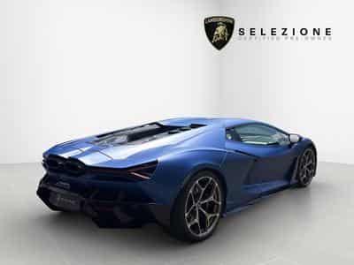 Lamborghini Revuelto (2024) - Foto 3