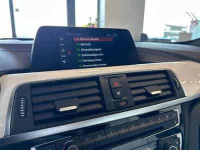 BMW 330 i Sport-Line (2018) - Photo 11