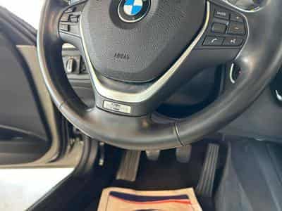 BMW 330 i Sport-Line (2018) - Photo 9