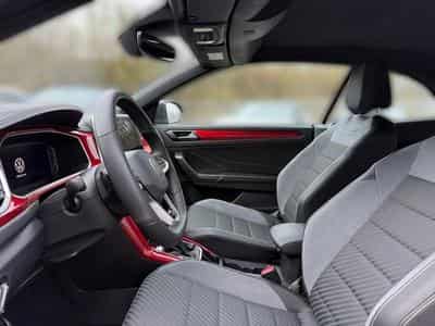 VW T-Roc T-Roc Cabrio R-Line (2025) - Photo 8