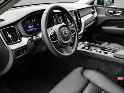 Volvo XC60 (2024) - Photo 3