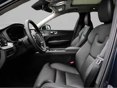 Volvo XC60 (2024) - Photo 4