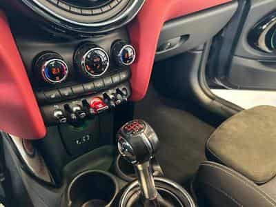 Mini Cabrio Cooper John Cooper Works (2017) - Photo 11