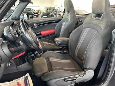 Mini Cabrio Cooper John Cooper Works (2017) - Photo 12